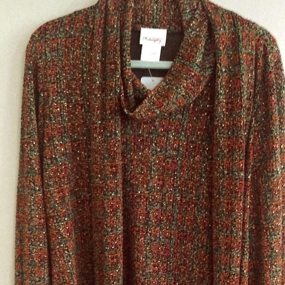 Sleevless top with matching coat